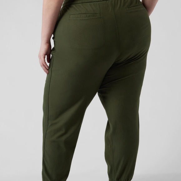 Athleta Farallon joggers - Picture 4 of 13